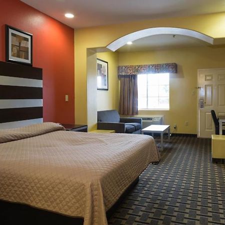 ميسوري سيتي Redwoos Suites المظهر الخارجي الصورة