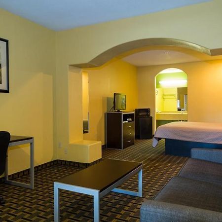 ميسوري سيتي Redwoos Suites المظهر الخارجي الصورة